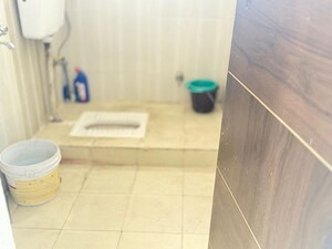 Bathroom in 2 BHK Builder Floor at Malviya Nagar – for Rent