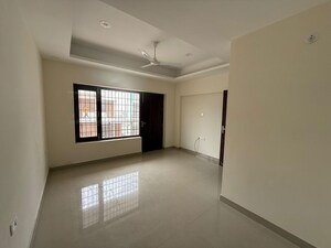 6 BHK Builder Floor For Rent in Govind Vihar