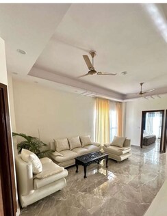 3 BHK + Basement Apartment For Rent in Govind Vihar