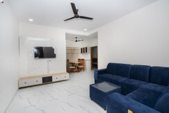 2 BHK + Servant Room Apartment For Rent in Manikonda