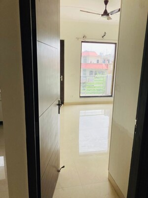 Bathroom in 3 BHK Builder Floor at AWHO Apartments, Sector 22 – for Rent