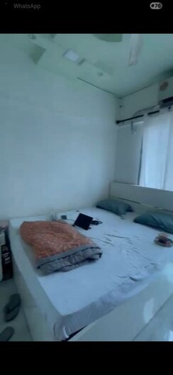 2 BHK + Extra Room Apartment For Rent in Platinum Tower 7