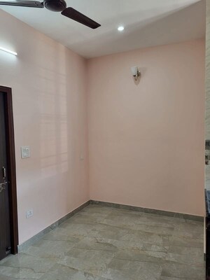 Room in 2 BHK Independent House at Aman Vihar – for Rent