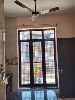 Room in 2 BHK Independent House at Aman Vihar – for Rent