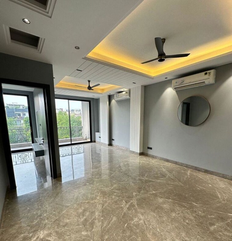 Room, lajpat nagar 3 Bedroom 1800 Sq.Ft. Builder Floor In Lajpat Nagar Delhi 10256005