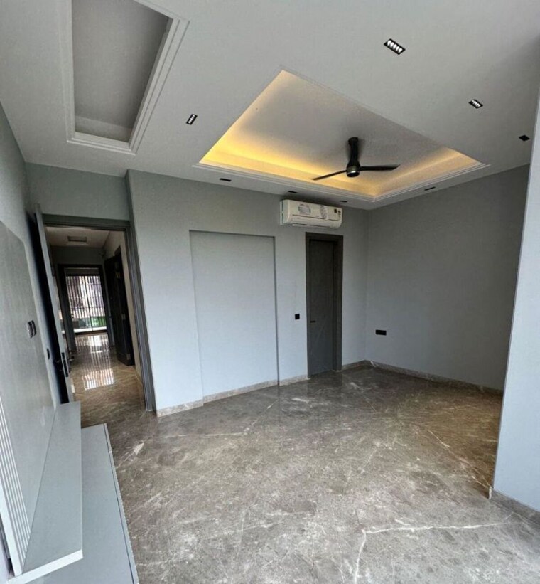 Kitchen, lajpat nagar 3 Bedroom 1800 Sq.Ft. Builder Floor In Lajpat Nagar Delhi 10256005