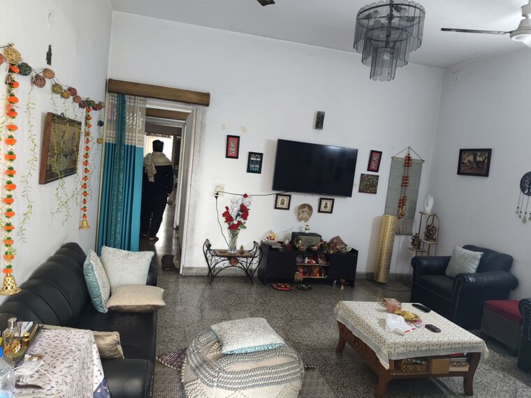 Living Room, malviya nagar 2 Bedroom 100 Sq.Yd. Builder Floor In Malviya Nagar Delhi 10256012