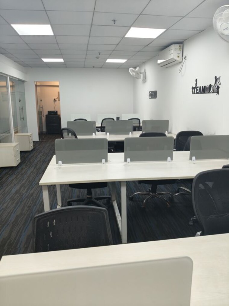 Team Area, sector 63 Commercial Office Space 1800 Sq.Ft. In Sector 63 Noida 10256045