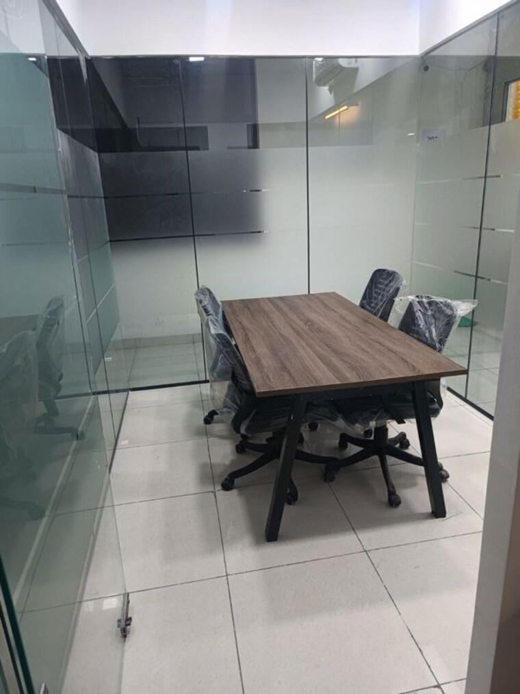 Team Area, sector 63 Commercial Office Space 1600 Sq.Ft. In Sector 63 Noida 10256060