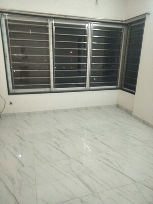 Room in 2 BHK Apartment at Runwal Forests, Kanjurmarg West – for Rent