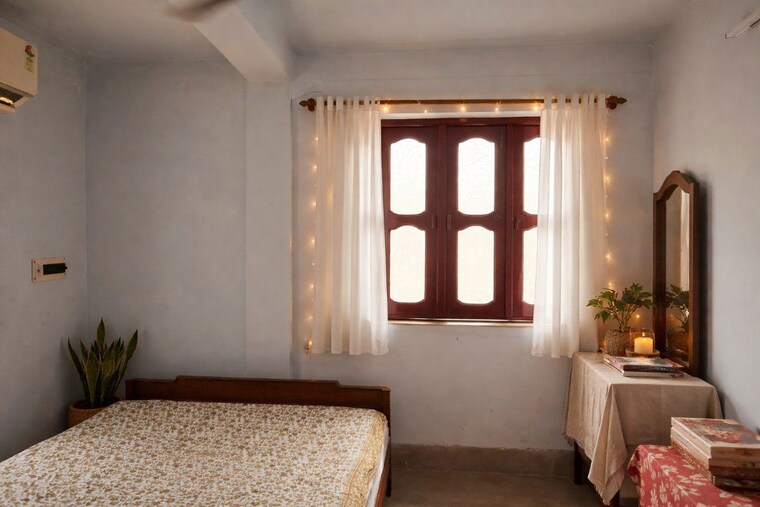Room, behala 1 Bedroom 450 Sq.Ft. Builder Floor In Behala Kolkata 10256081