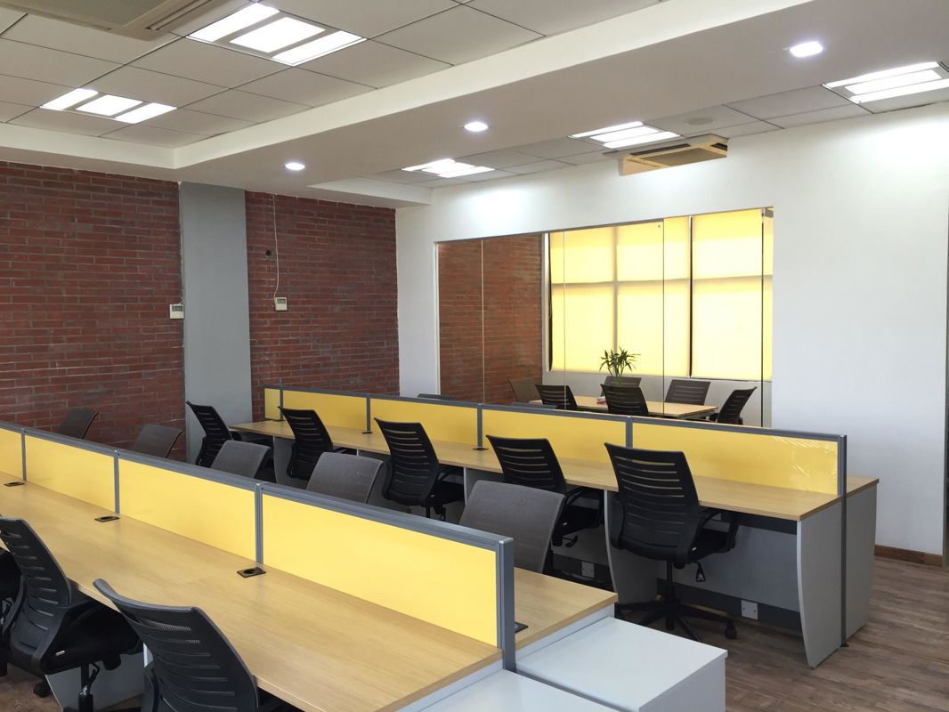 Office Space For Rent in Gundecha Onclave