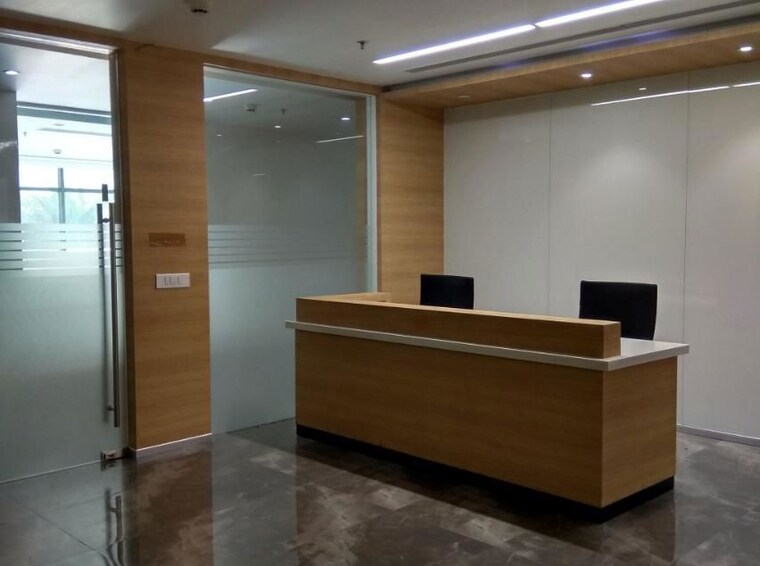 Room, vkg-corporate-centre Commercial Office Space 1350 Sq.Ft. In Andheri East Mumbai 10256088