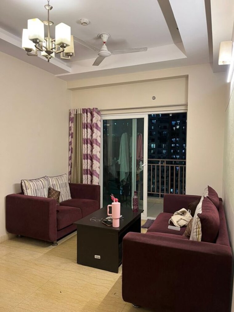 Living Room, ip extension 3 Bedroom 1500 Sq.Ft. Apartment In Ip Extension Delhi 10256138