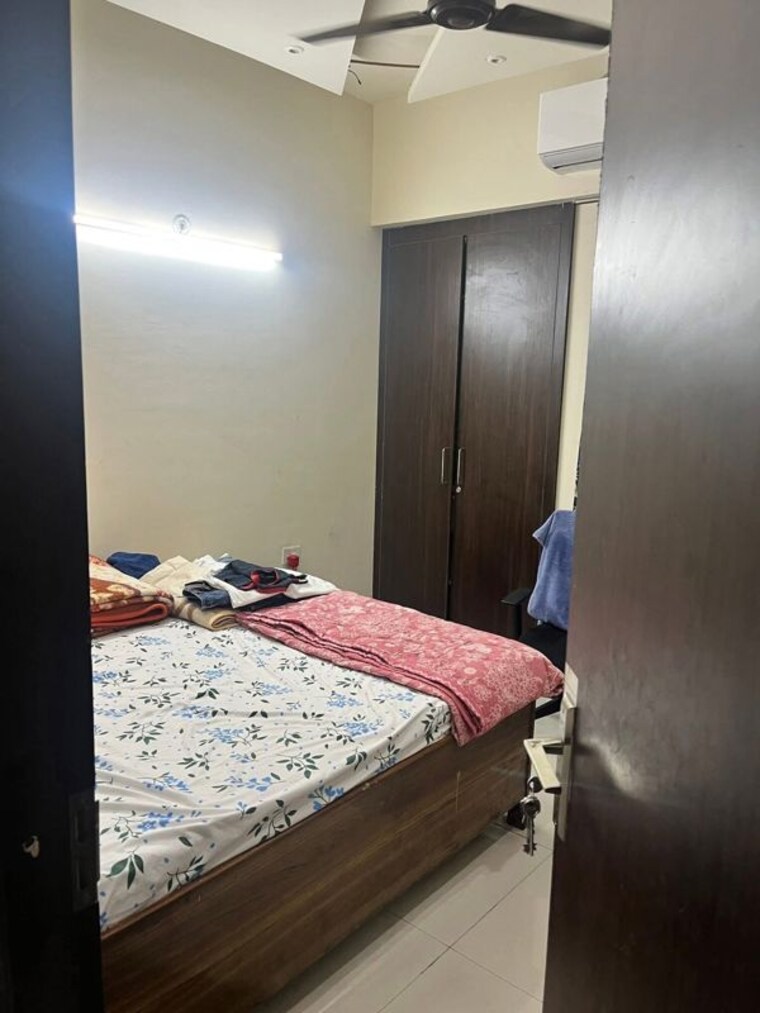 Bedroom, ip extension 3 Bedroom 1500 Sq.Ft. Apartment In Ip Extension Delhi 10256138