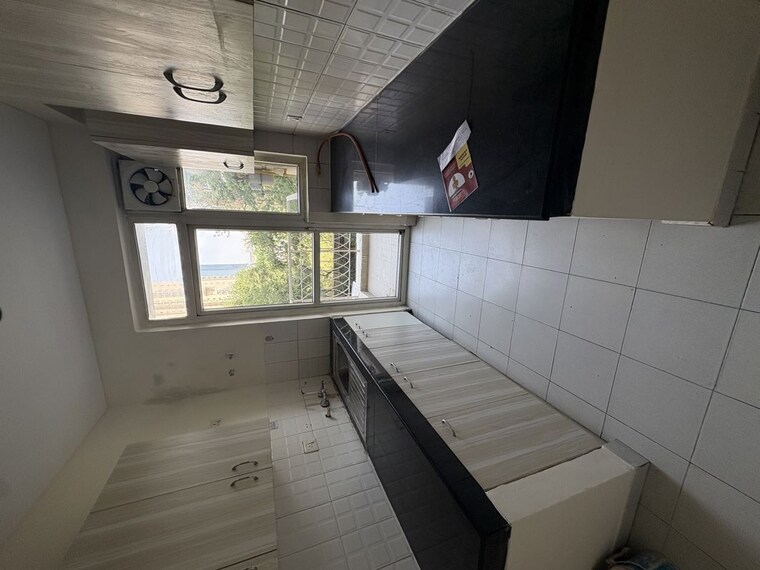Kitchen, bptp-park-prime 2.5 Bedroom 1450 Sq.Ft. Apartment In Sector 66 Gurgaon 10256143