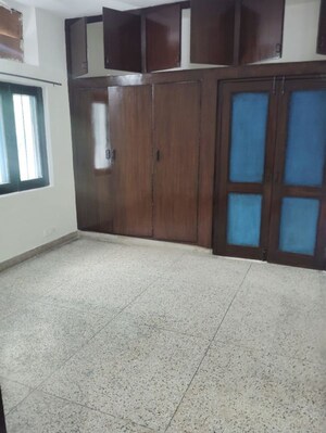 3 BHK Apartment For Rent in Vasant Enclave