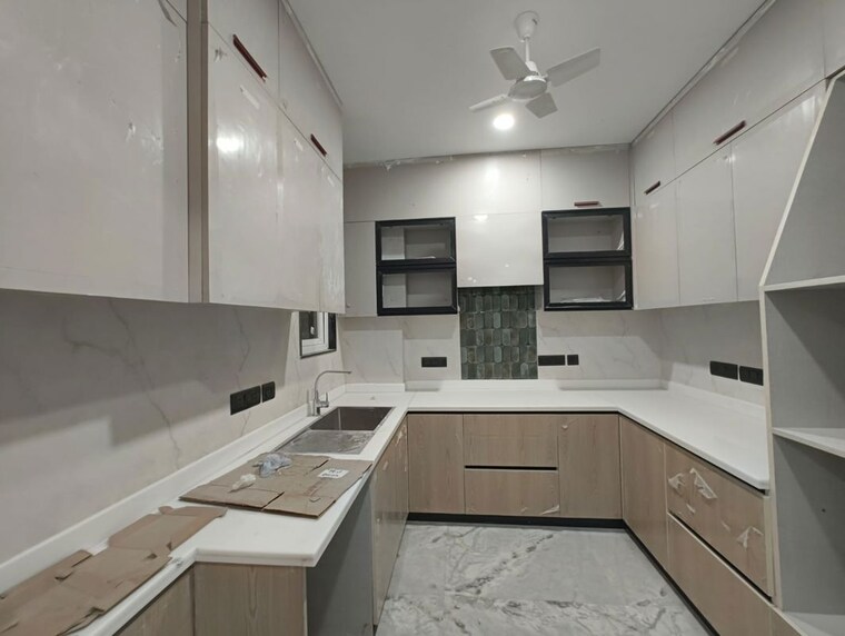 Kitchen, delhi cantonment 3 Bedroom 160 Sq.Yd. Builder Floor In Delhi Cantonment Delhi 10256163