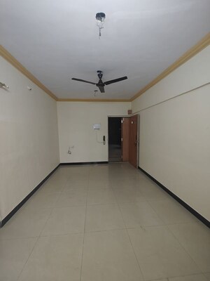 Room in 2 BHK Apartment at Seawoods Sector 46 – for Rent