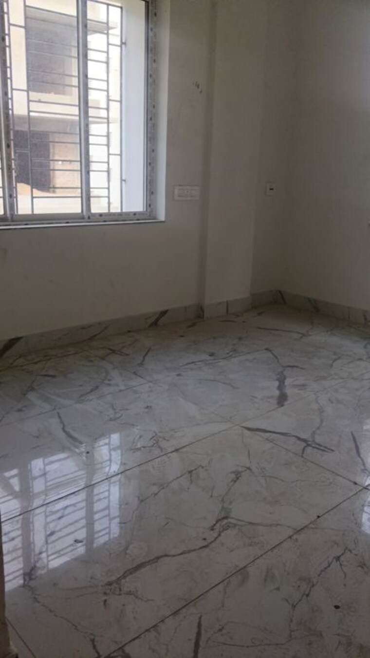 Room, rg-gopal-bhawan 3 Bedroom 1600 Sq.Ft. Apartment In Dum Dum Kolkata 10256178