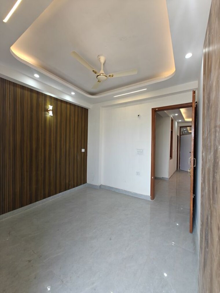 Room, sarfabad village 2 Bedroom 980 Sq.Ft. Builder Floor In Sarfabad Village Noida 10256193