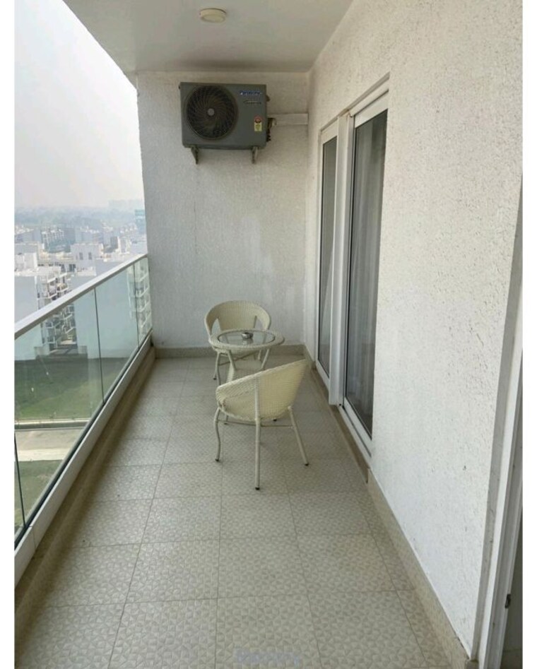 Balcony, central-park-3-the-room Studio 929 Sq.Ft. Apartment In Sohna Sector 33 Gurgaon 10256201