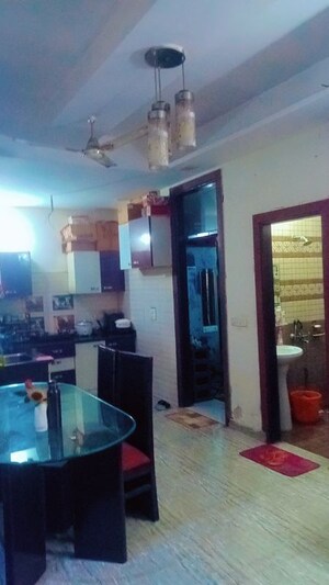 Living Room in 2 BHK Builder Floor at Sapphire Tower, Sector 104 – for Rent