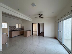 2 BHK Apartment For Rent in Puravankara Silversands, Mundhwa