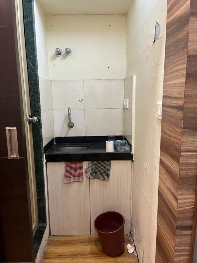 Bathroom, haware-infotech-park Commercial Office Space 710 Sq.Ft. In Vashi Sector 30a Navi Mumbai 10256296