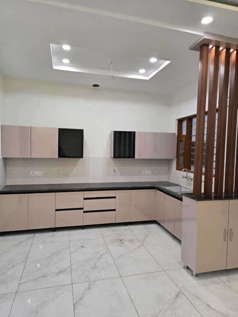 Kitchen, sector 16 3 Bedroom 2300 Sq.Ft. Builder Floor In Sector 16 Panchkula 10256297