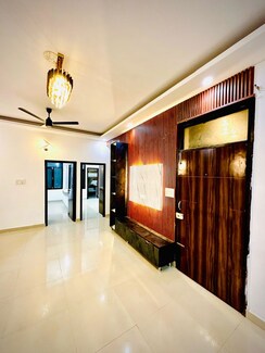 3 BHK + Pooja Room Builder Floor For Rent in Sector 16