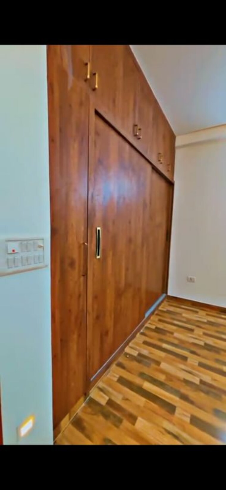 Cupboard, vipul-world-floors 3 Bedroom 250 Sq.Ft. Builder Floor In Sector 48 Gurgaon 10256316