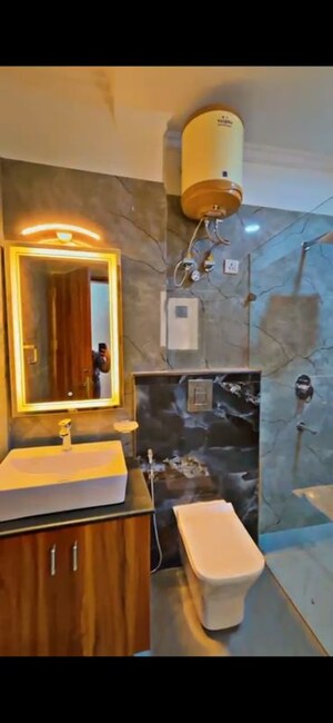 Washroom in 3 BHK Builder Floor at Vipul World Floors, Sector 48 – for Rent