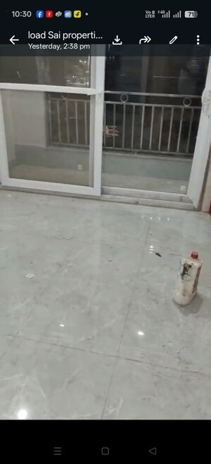 Room in 1 BHK Independent House at Sector 9a – for Rent