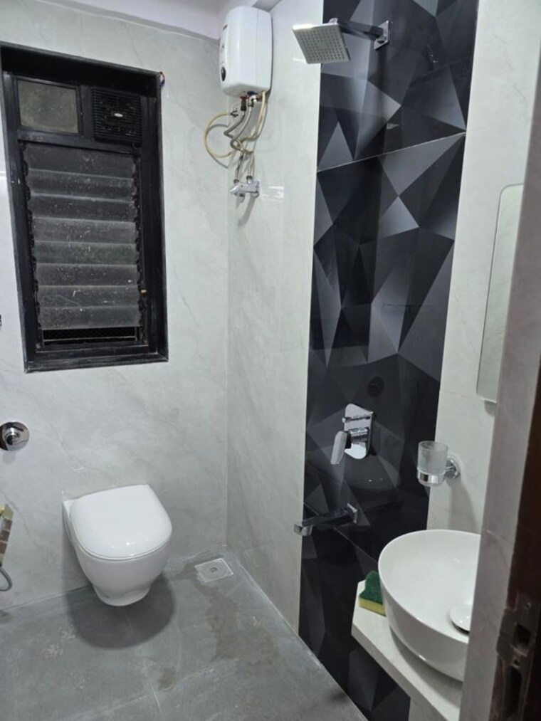 Bathroom, shatrunjay-towers 2 Bedroom 750 Sq.Ft. Apartment In Dadar East Mumbai 10256334