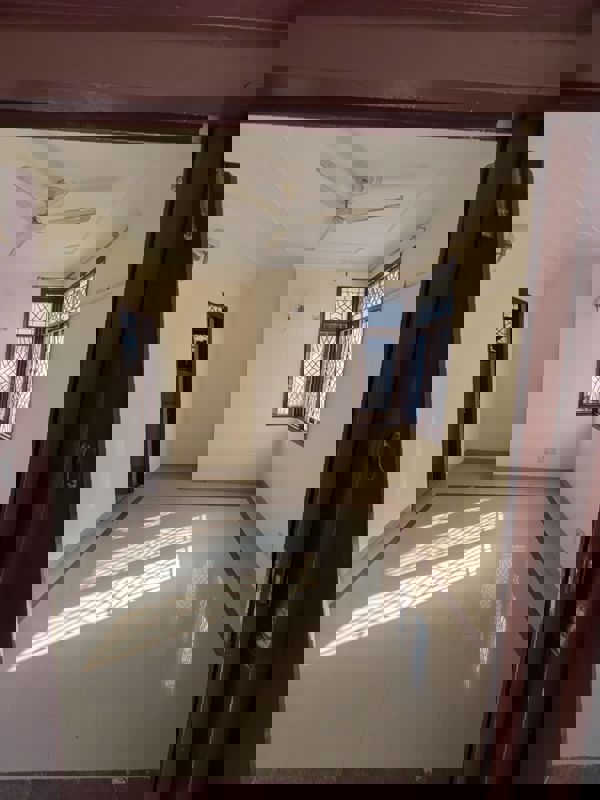 3 BHK + Servant Room 1800 Sq.Ft. Apartment in City Heights