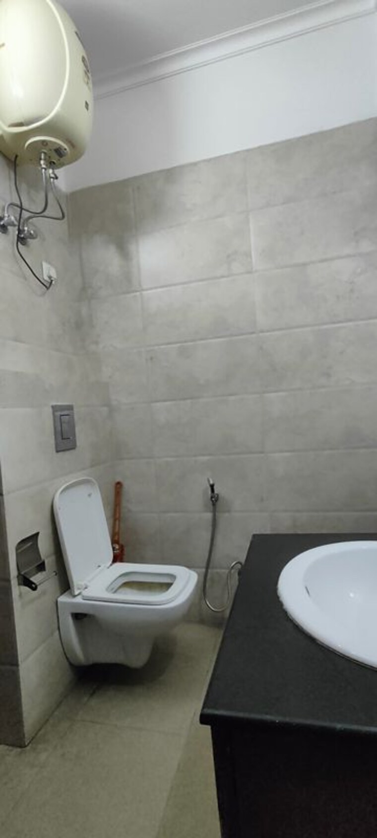Bathroom, sushant lok i 3 Bedroom 2700 Sq.Ft. Builder Floor In Sushant Lok I Gurgaon 10256365