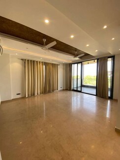 3 BHK + Servant Room Apartment For Sale in M3M Sky City