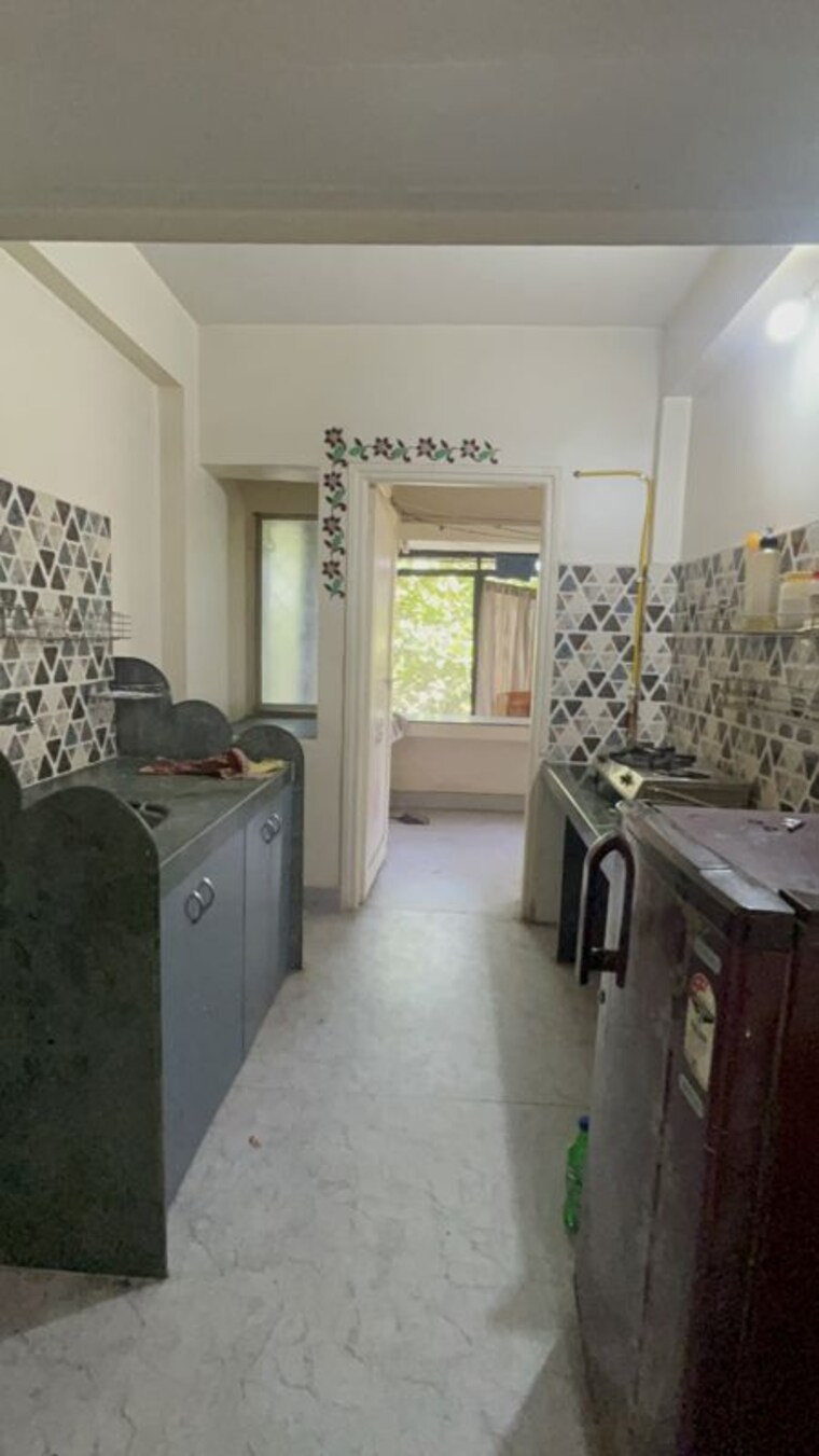 Living Room, mira road 2.5 Bedroom 650 Sq.Ft. Apartment In Mira Road Thane 10256388