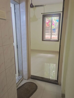 Room in 1 BHK Apartment at Andheri West – for Rent