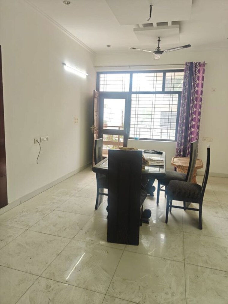 Living Room, sector 38 2 Bedroom 2000 Sq.Ft. Builder Floor In Sector 38 Gurgaon 10256417