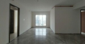 Room in 2.5 BHK Apartment at Lodha Amara, Kolshet Road – for Rent