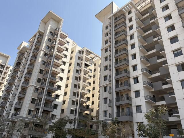 3 BHK + Pooja Room Apartment For Rent in SRR Sriram River View