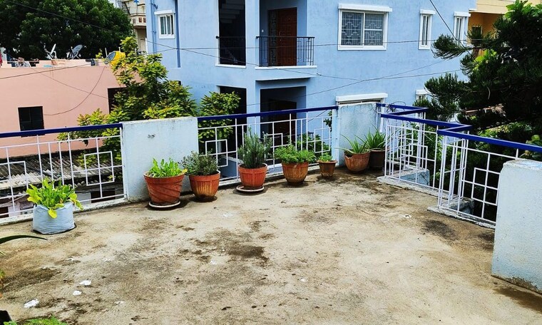  Parking, hebbal 6 Bedroom 4500 Sq.Ft. Independent House In Hebbal Bangalore 10256450