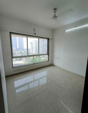 2 BHK Apartment For Rent in Lotus Residency Goregaon West, Goregaon West