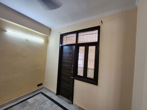 Room in 4 BHK Apartment at Parsvnath Gardenia, Sector 61 – for Sale
