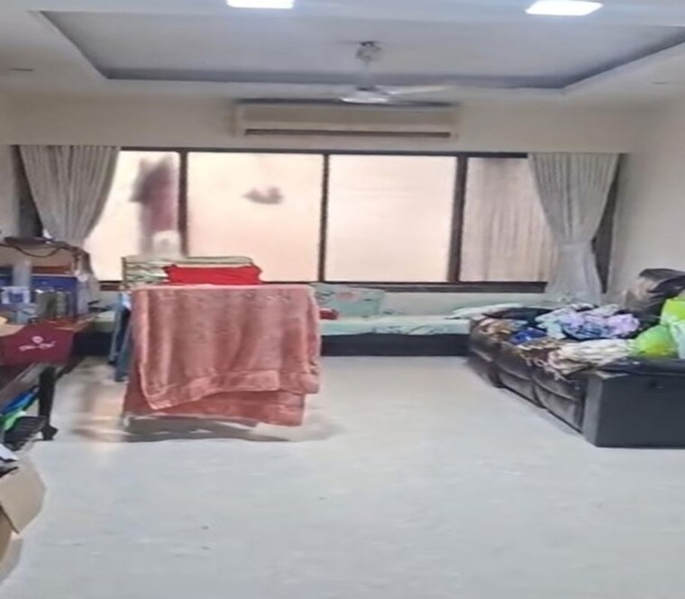 Living Room, dadar east 2 Bedroom 1000 Sq.Ft. Apartment In Dadar East Mumbai 10256577