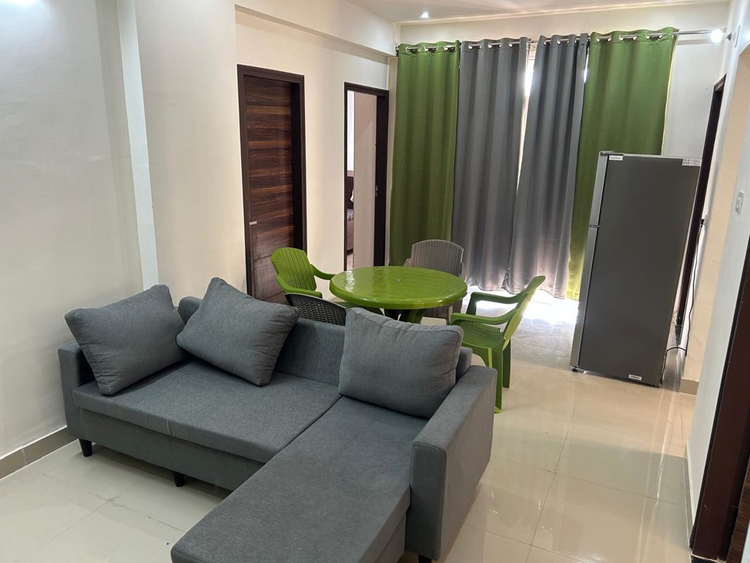 3 BHK + Pooja Room,Study Room,Extra Room,Store Room Apartment For Rent in Gokulpura
