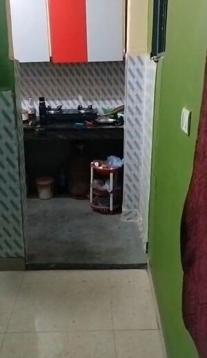 Kitchen in 1 RK Builder Floor at Mahadev Apartments Noida, Sector 73 – for Rent