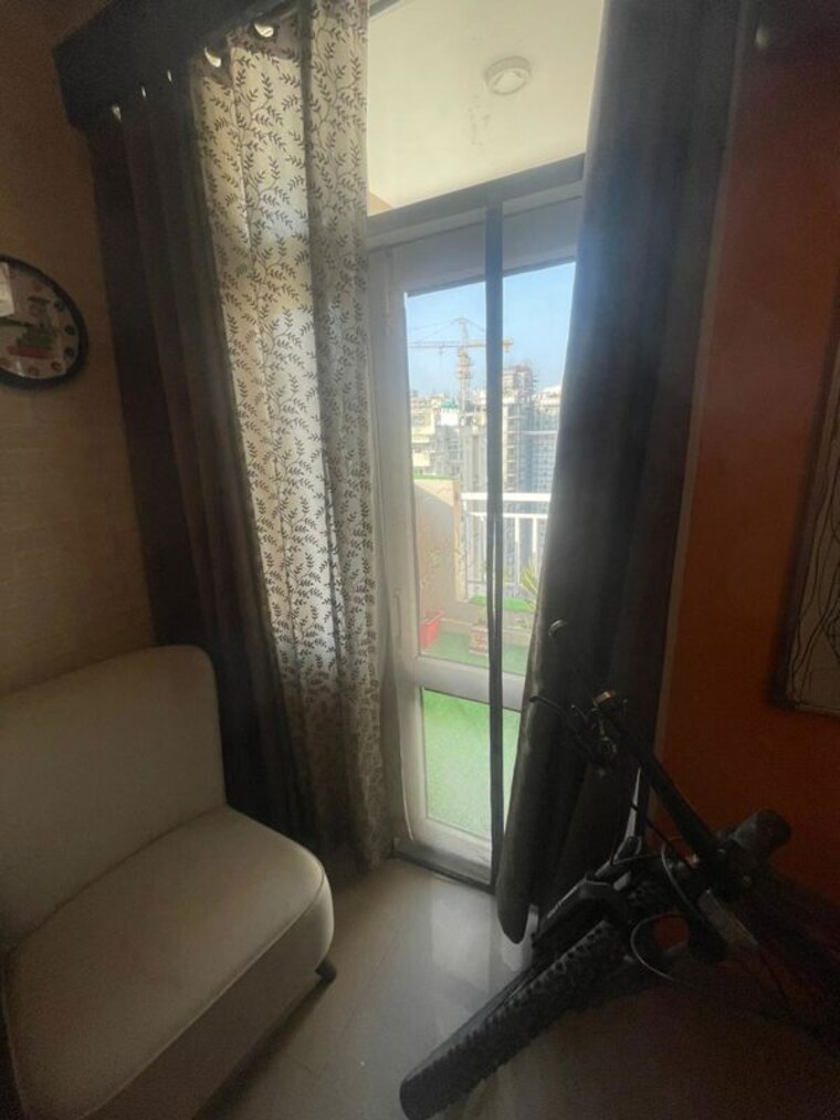 Living Room, omkar-royal-nest 4 Bedroom 3223 Sq.Ft. Apartment In Tech Zone 4 Greater Noida Greater Noida 10256615